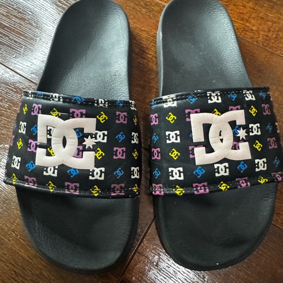 DC Black and Blue Sandals Sporty Streetwear - Picture 1 of 4